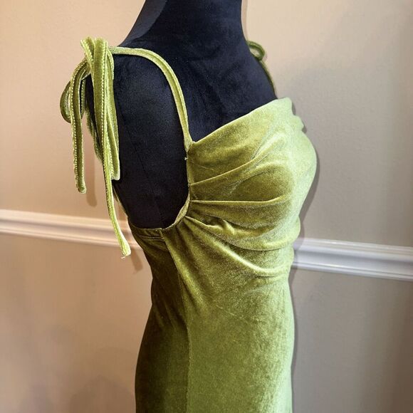 Women’s Velvet Crushed Burnout High Low Midi bodyCon Dress XS Green Whimsigoth - Picture 3 of 5